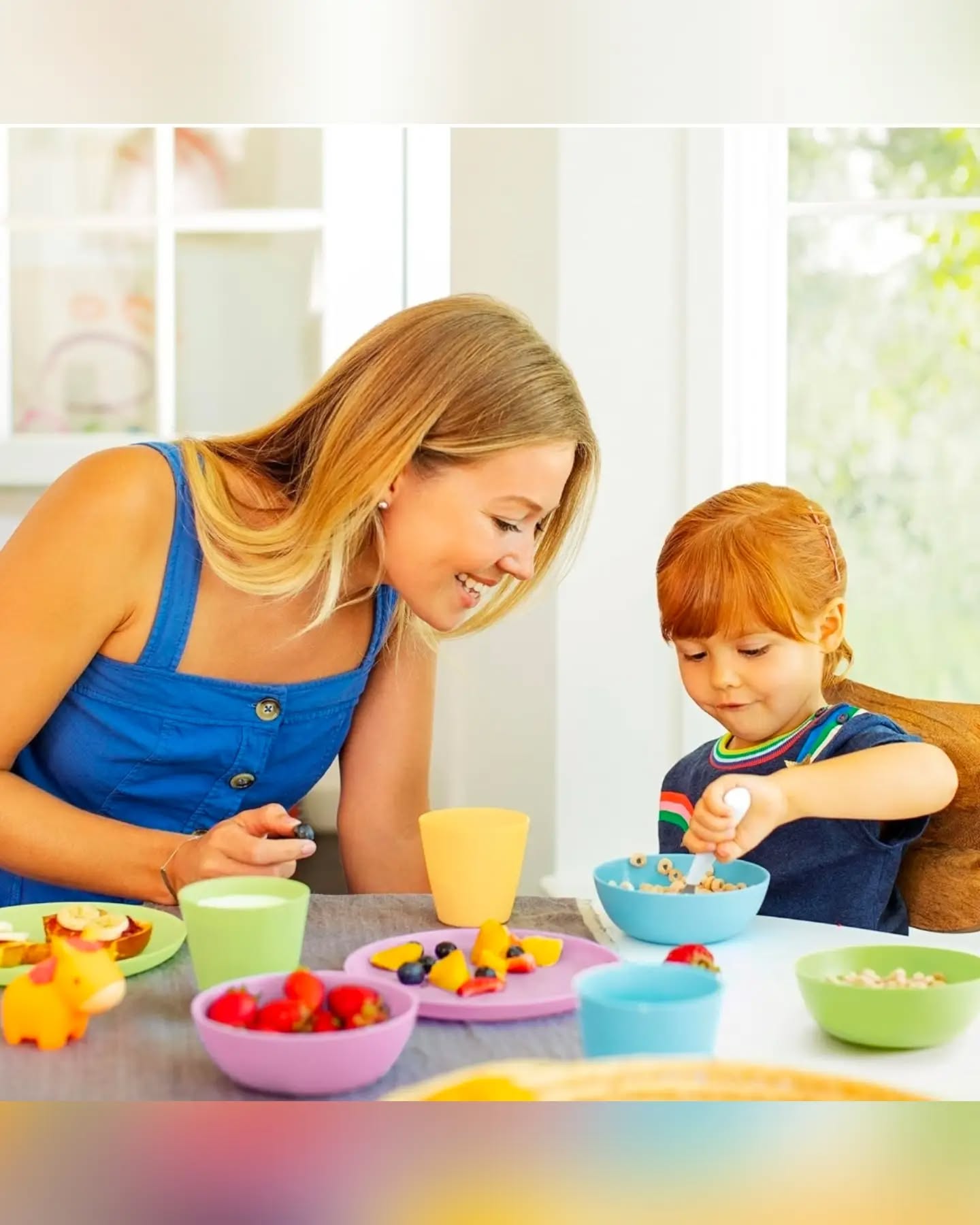 Munchkin Multi-color Unisex Toddler 16-Piece Dining Set - Image 2